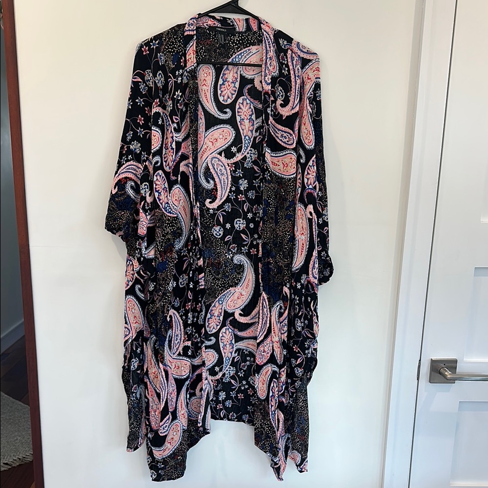 Paisley Print Kimono in Black and Pink